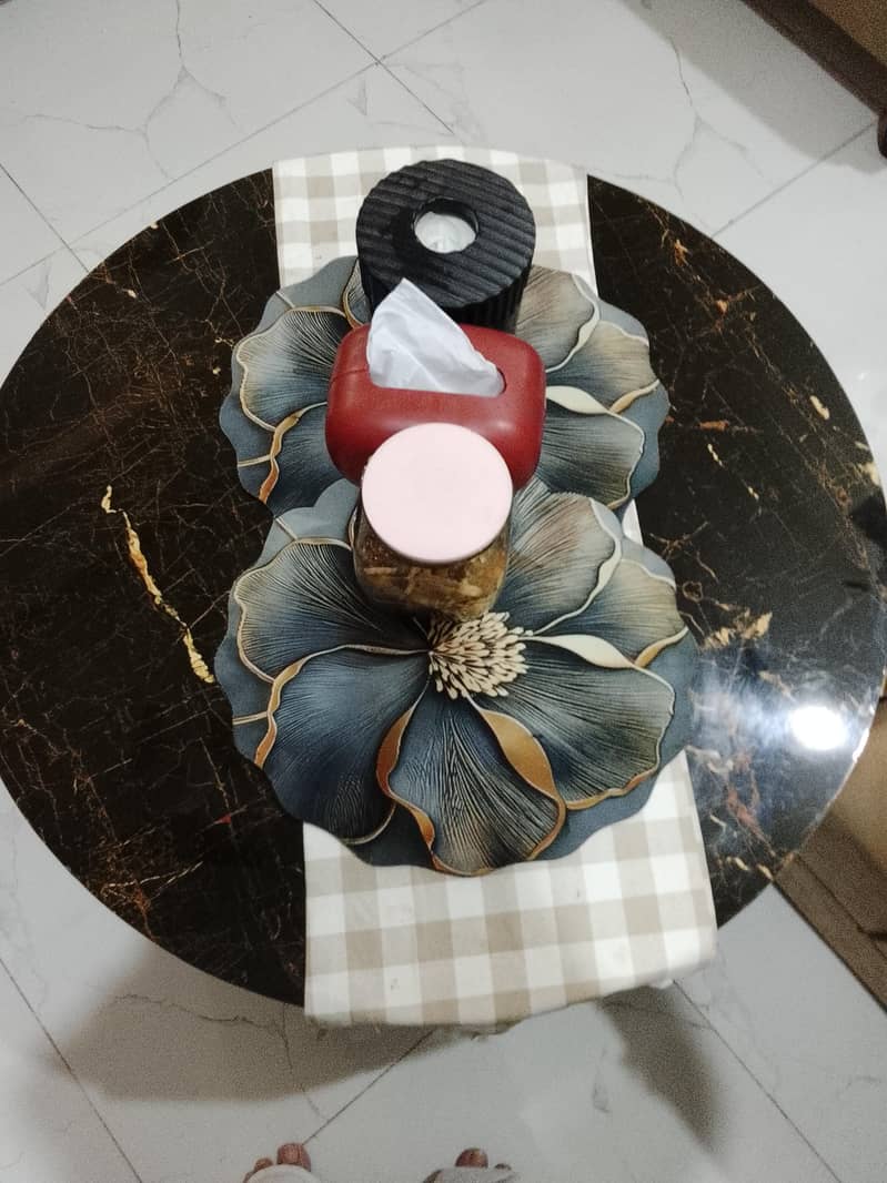 7 seater sofa with table 3