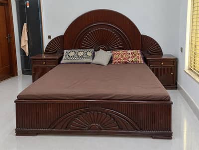 WOODEN BED FOR SALE