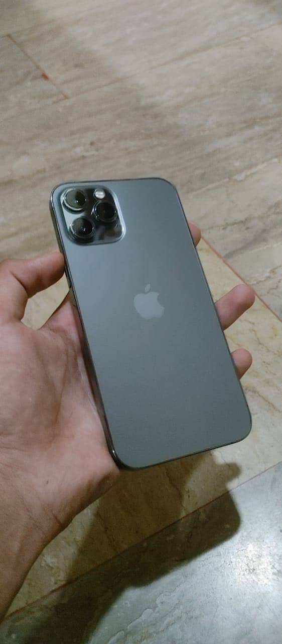 Apple iPhone 12 Pro Max 2