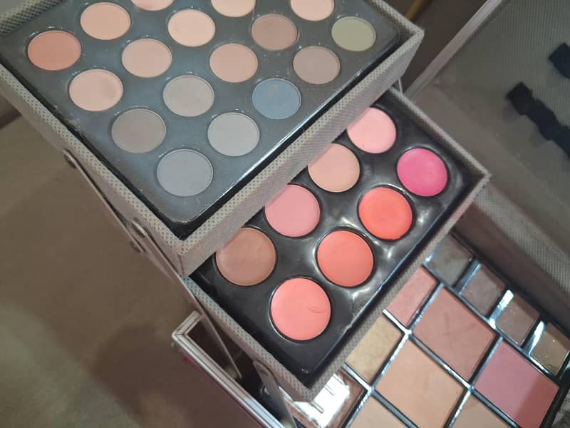multi use set makeup 0