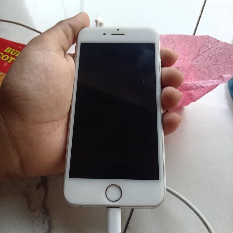 Apple iPhone 6 2