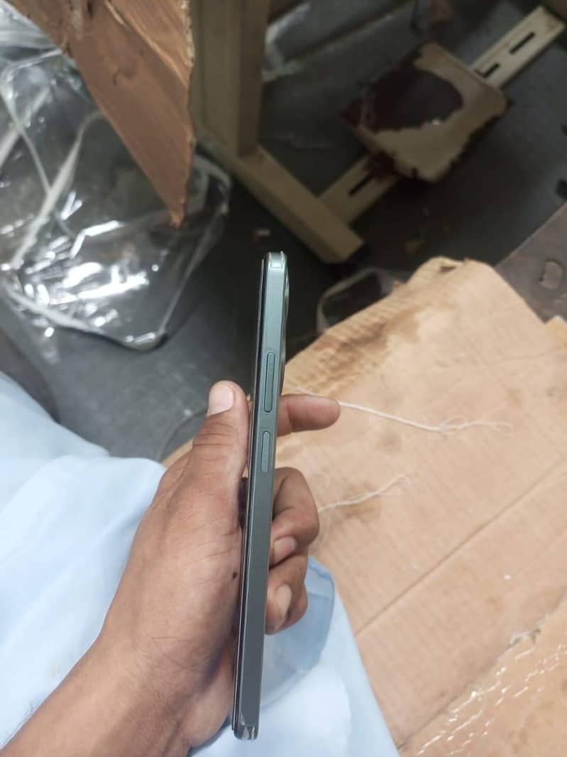 Realme C61 3