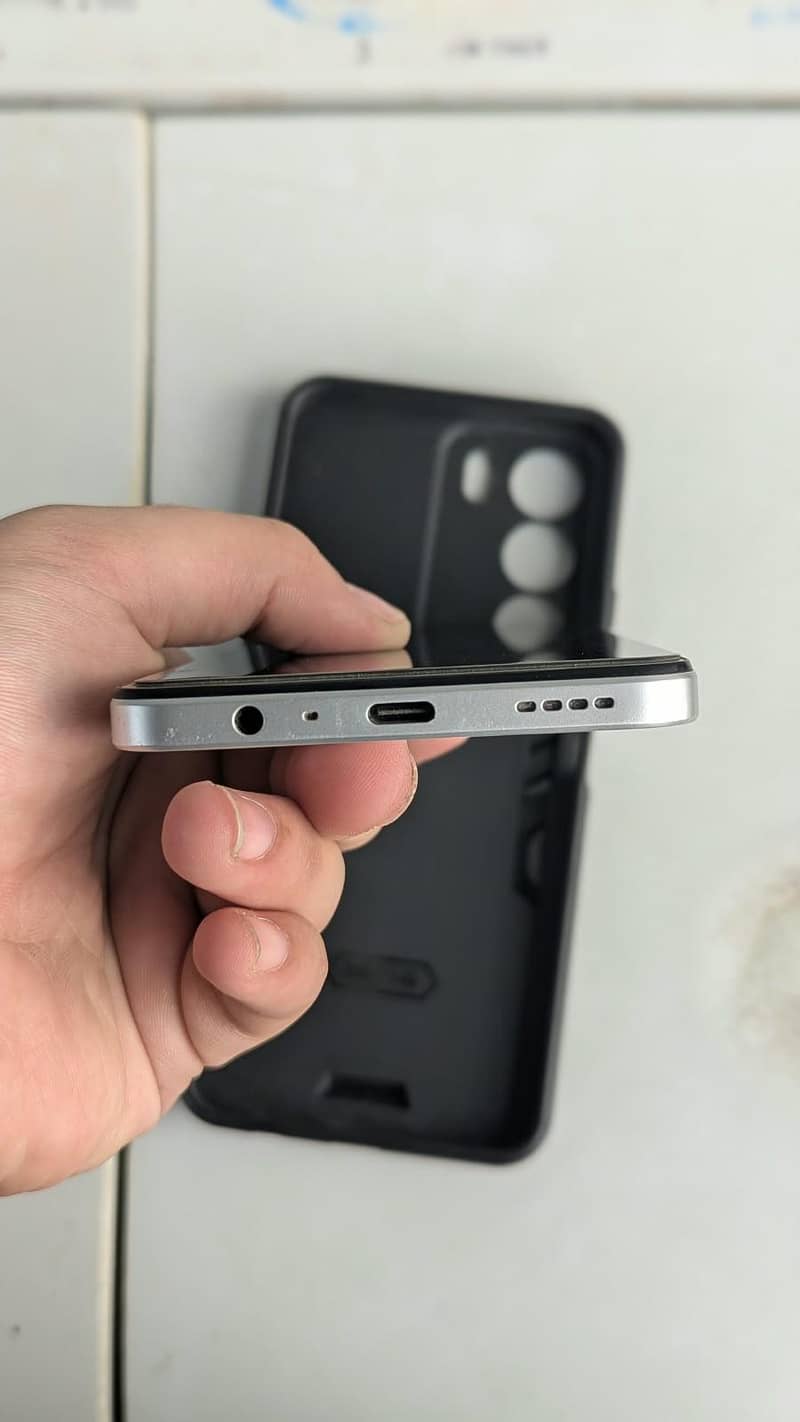Realme C71 1