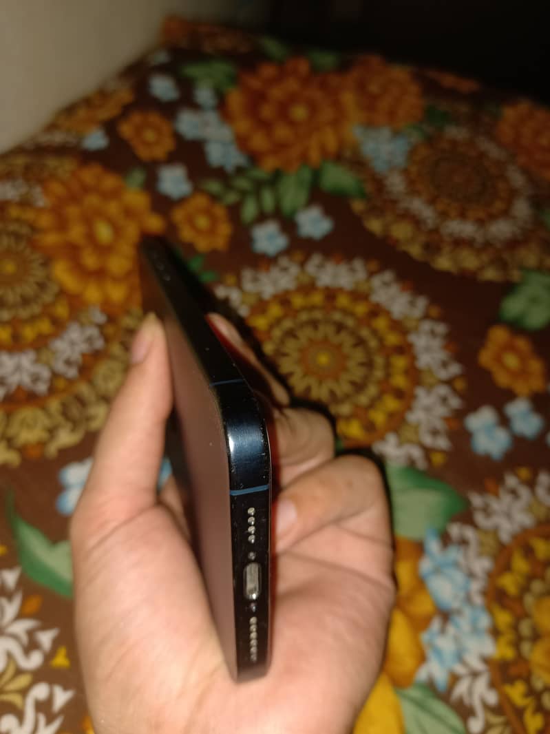 Apple iPhone 15 Pro Max 0