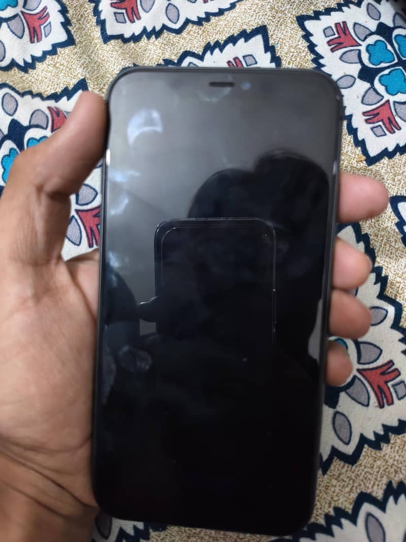 Apple iPhone 11 1