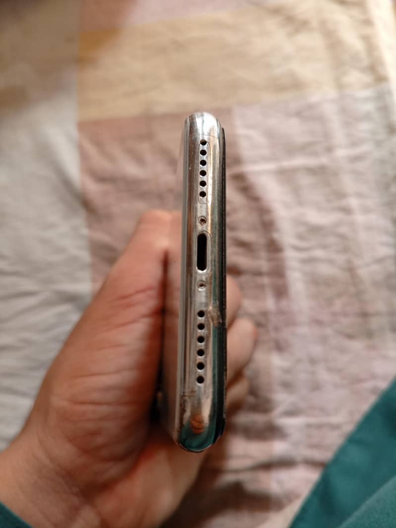 Apple iPhone X 2