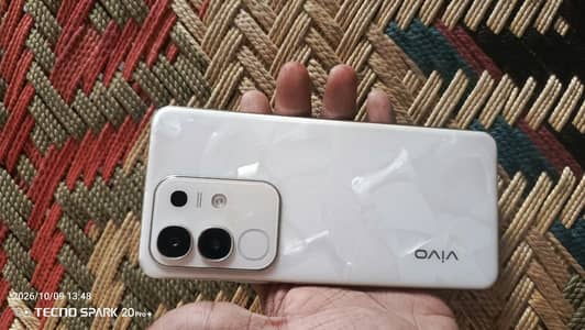 Vivo Y29