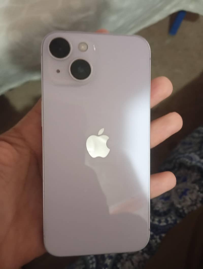 Apple iPhone 14 4