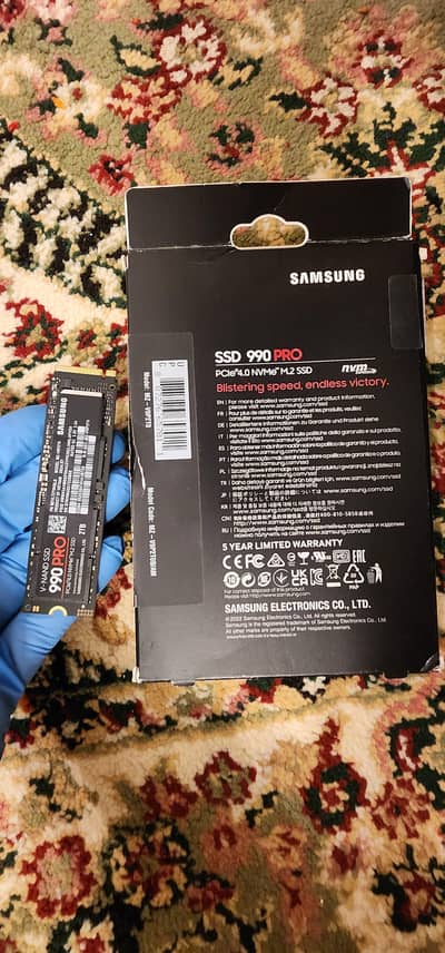Samsung 990 Pro 2TB PCIe 4.0 NVMe M. 2 SSD