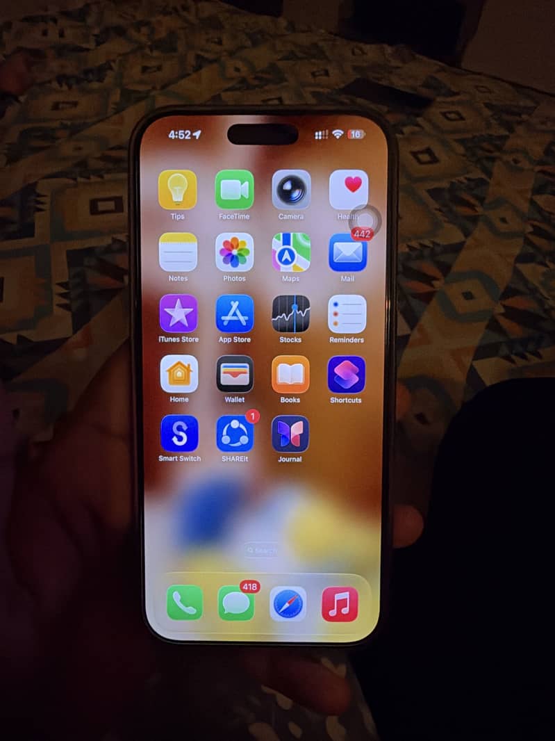 Apple iPhone 17 Pro Max 0