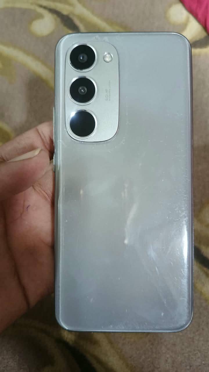 Tecno Spark 40 pro plus 1