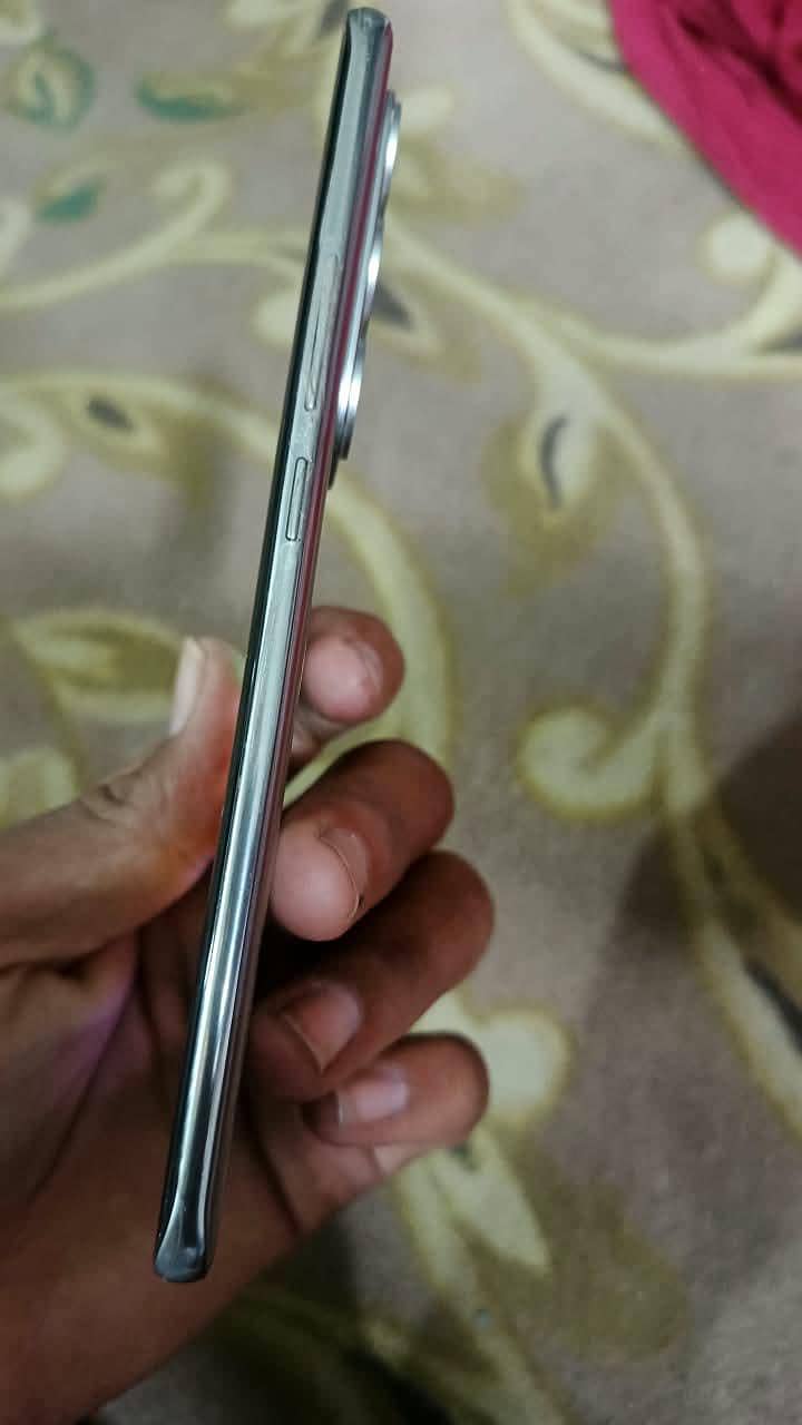 Tecno Spark 40 pro plus 2