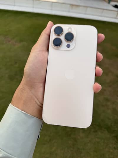 Apple iPhone 16 Pro Max