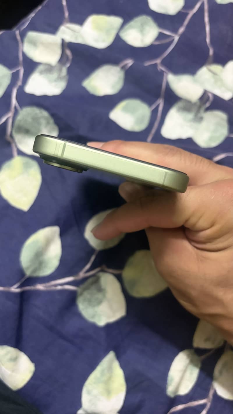 Apple iPhone 17 3