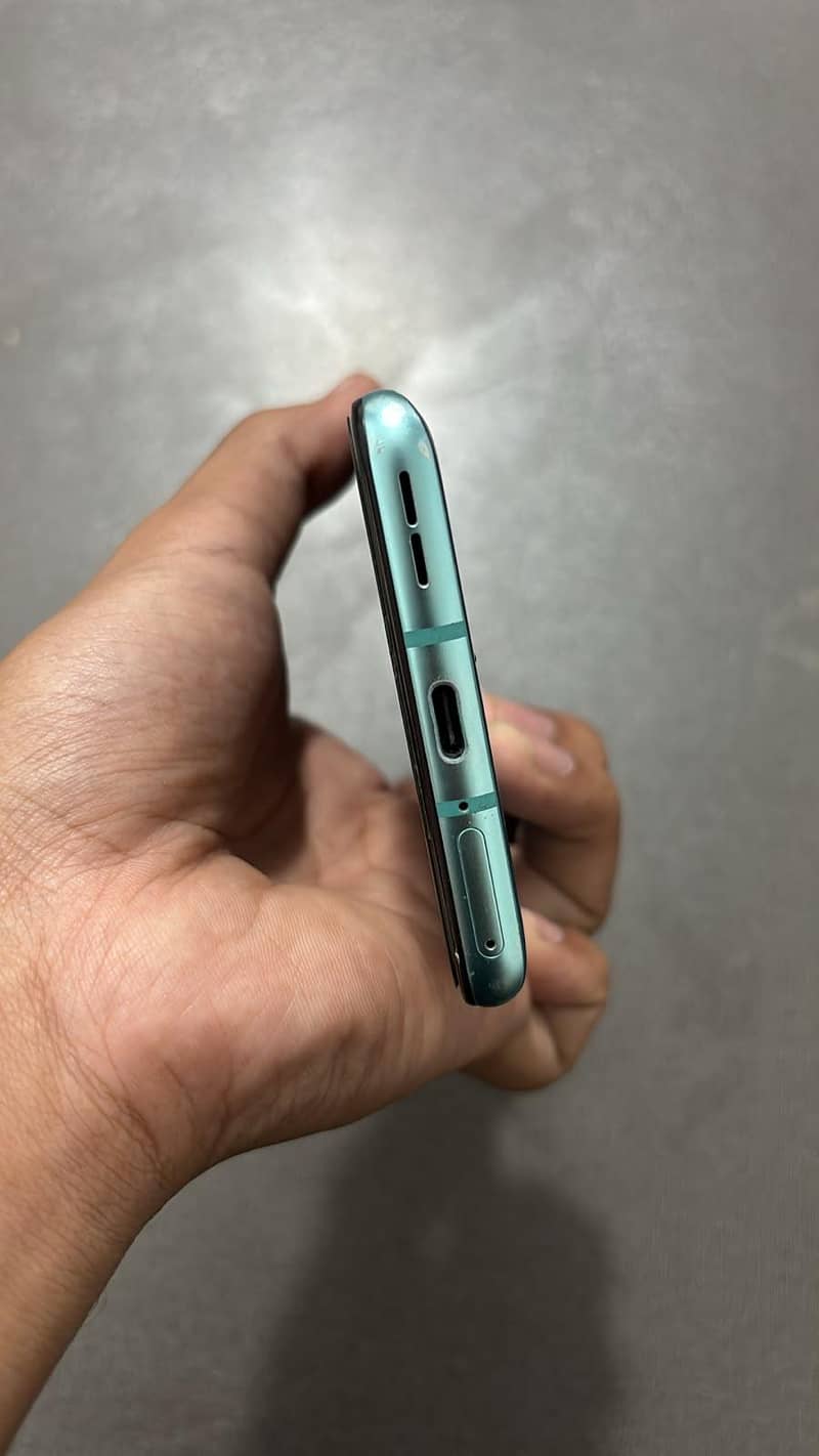 One Plus 8T 5