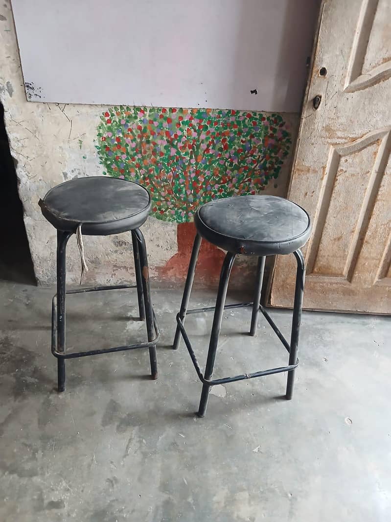 two stool good condition 0