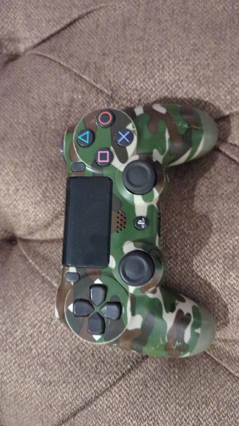 New Xbox controller and PS4 controller 2
