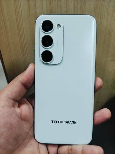 Tecno Spark 40 Pro Plus