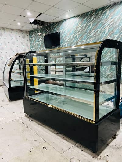 Commercial Cake Counter / Bakery Cake Display Showcase - Mehar Hamza