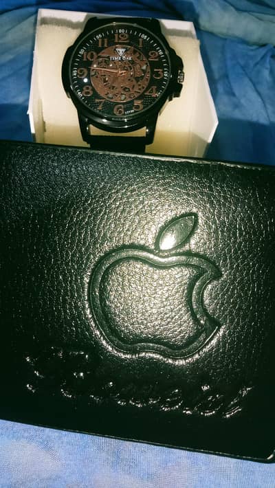 pREMIUM quality DIAMOND DIAL WATCH