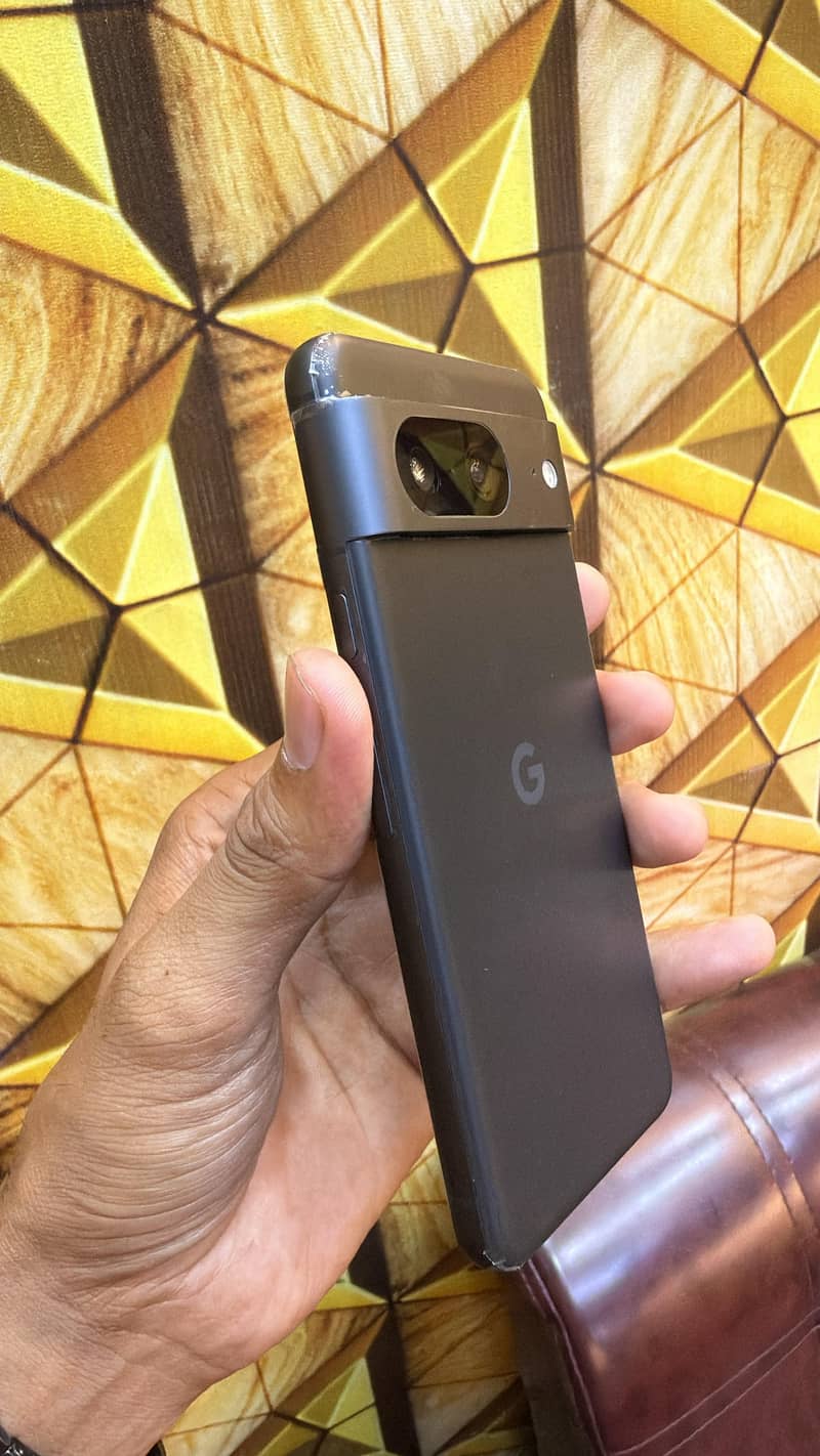 Google Pixel 8 3
