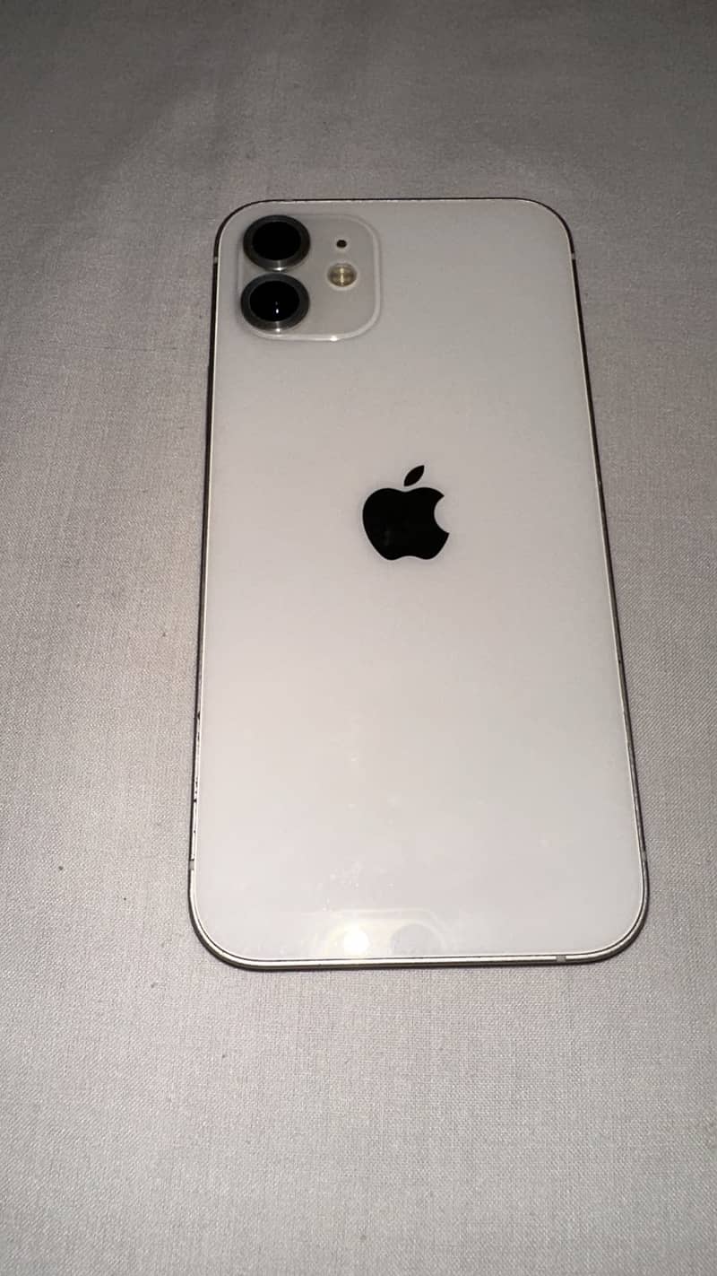 Apple iPhone 12 0