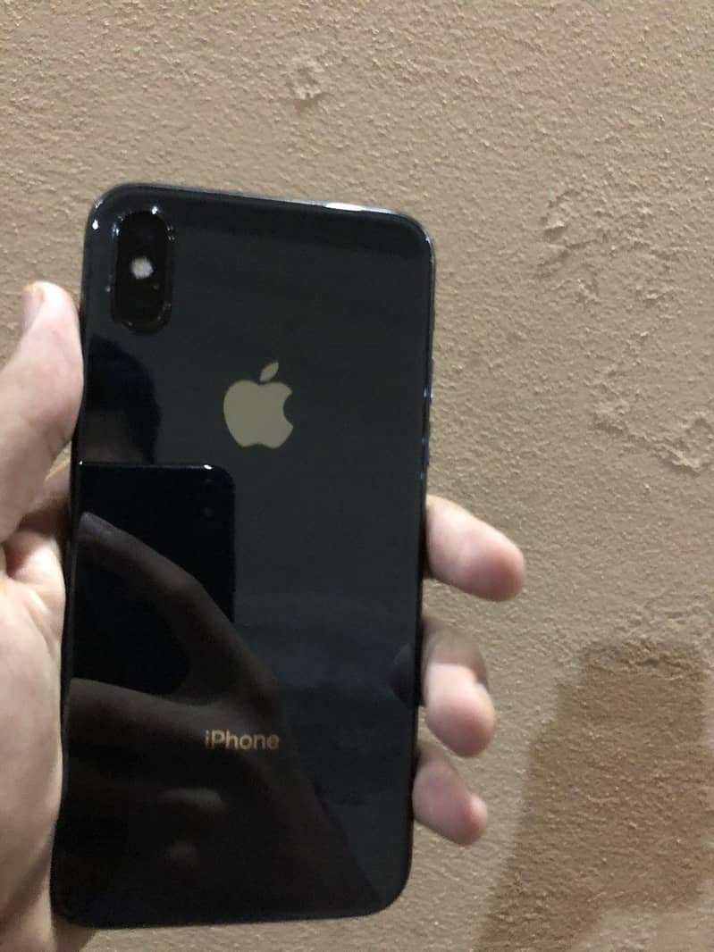Apple iPhone X 4
