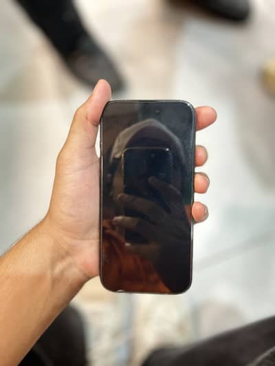 Apple iPhone 15