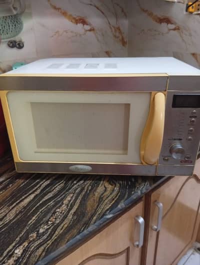 whirlpool Microwave Oven