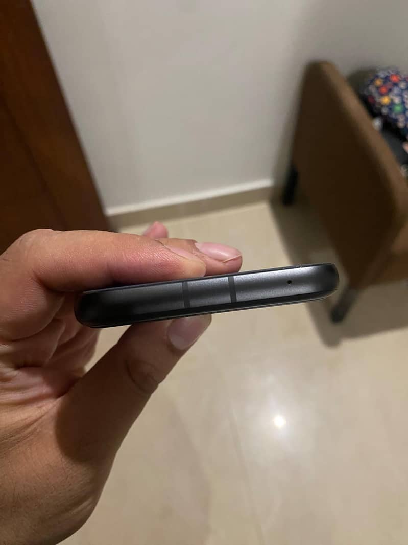 Google Pixel 8a 5