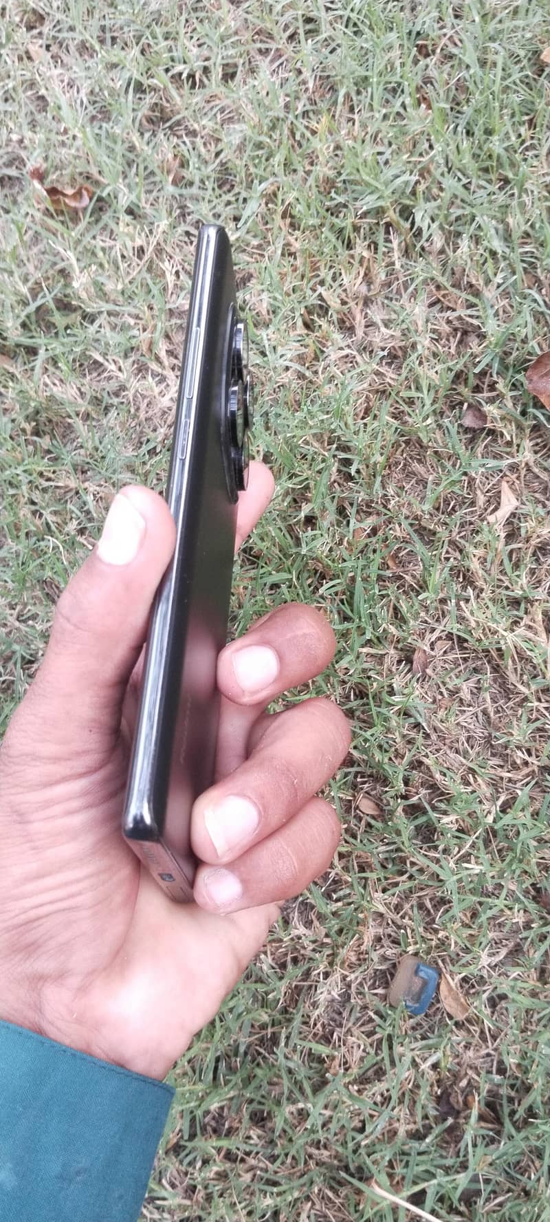 Xiaomi Redmi Note 14 Pro 3