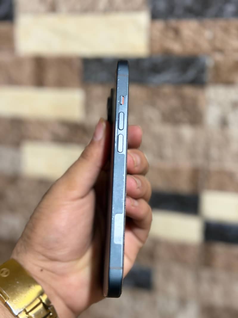 Apple iPhone 14 2