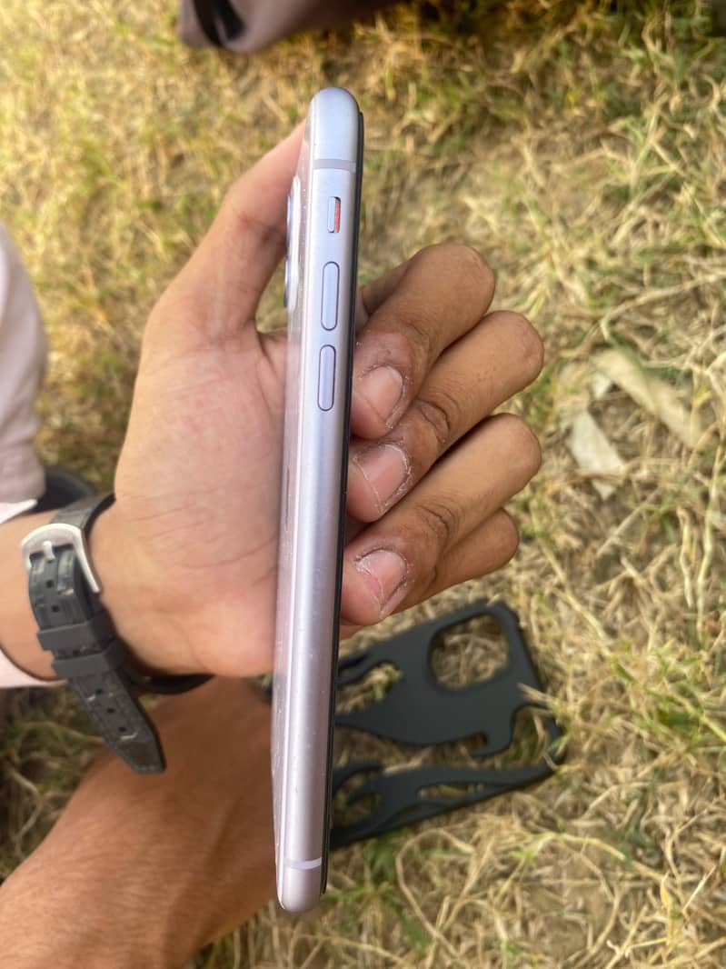 Apple iPhone 11 1