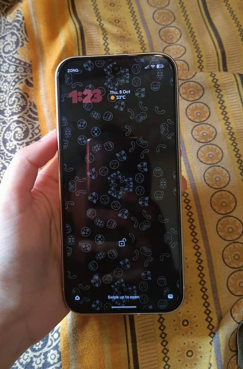 Google Pixel 9 6