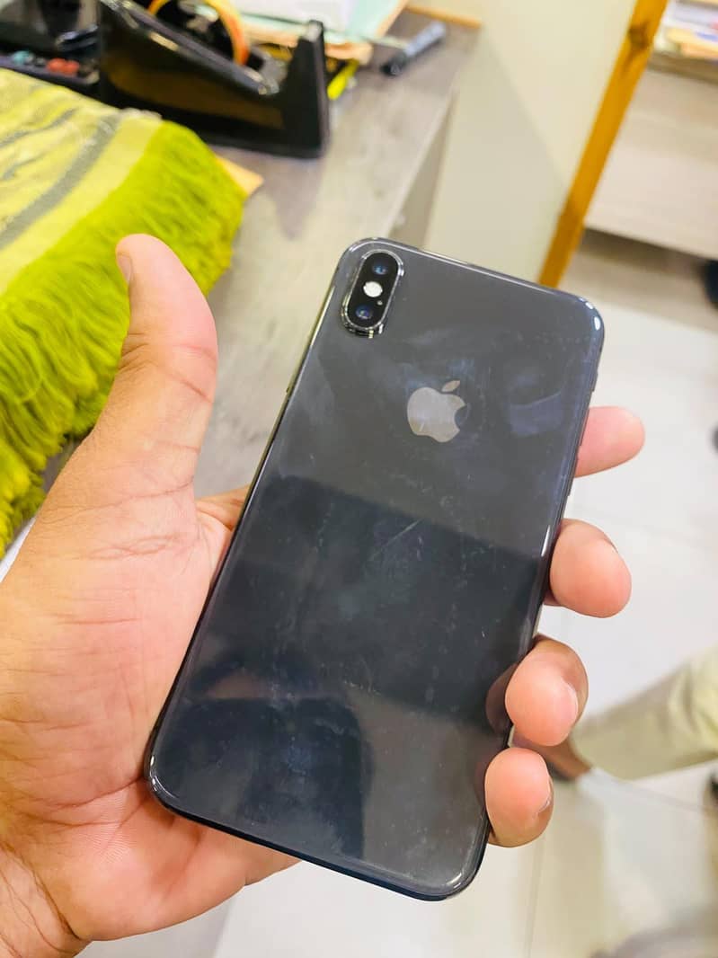 Apple iPhone X 0