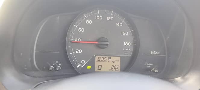Toyota Vitz 2011
