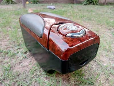 Universal new armrest formicca and leather finish