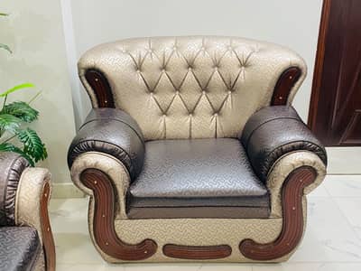 7 Seater Sofa Set with Center Table for Sale
