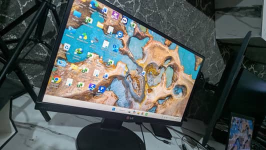 LG 22Inch