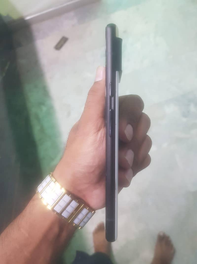 Google Pixel 6 4