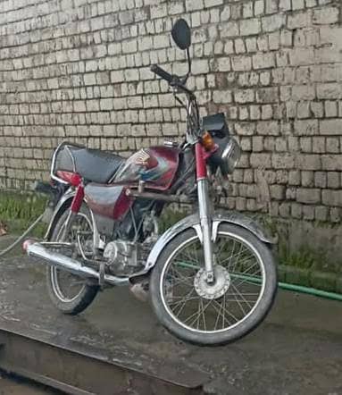 HONDA CD 70 Red 2024 model 10\10 condition