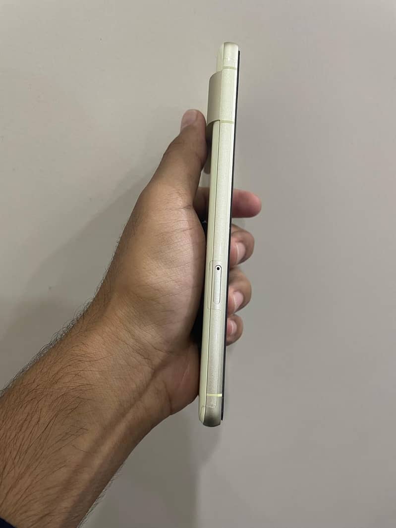 Google Pixel 7 5