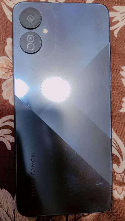 Tecno Camon 19