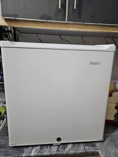 Haier Mini Refrigerator