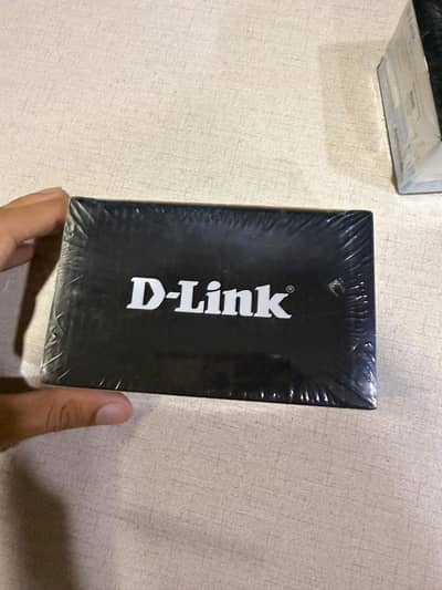 D-Link 8-Port 10/100Mbps Desktop Switch  DES-1008C