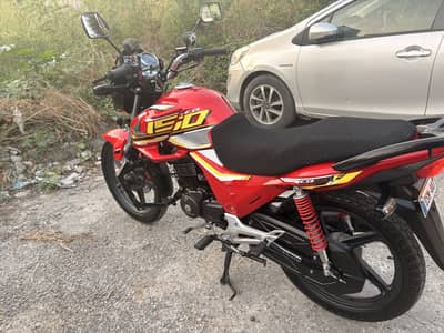 Honda CB150F (RED)
