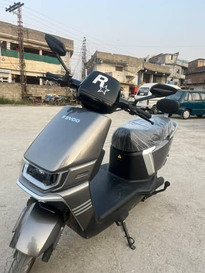 Revoo A12 For Sale