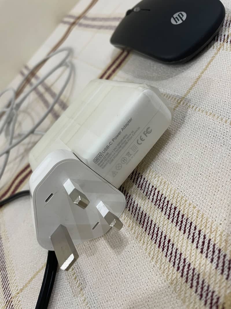 MacBook pro 15 inch 11