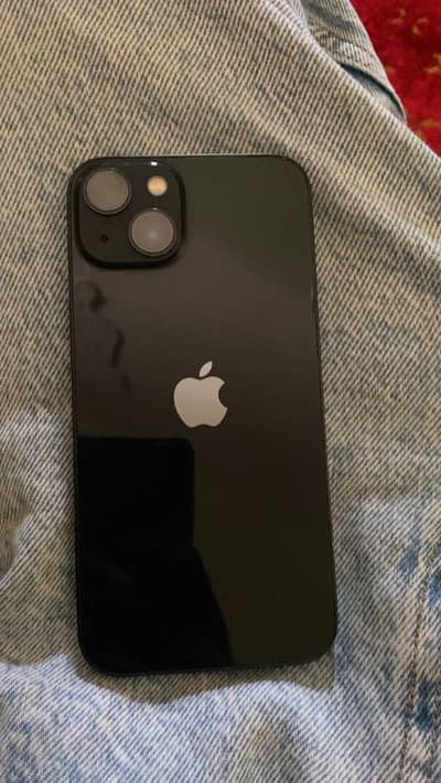 Apple iPhone 13