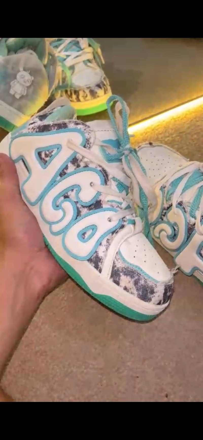 Shoes 10
